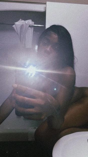 743-229-8843, 22  female escort, Greensboro