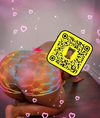 Miy, 21  female escort, Greensboro