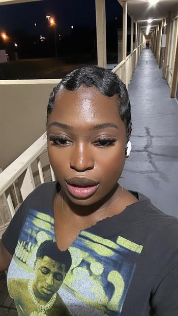 Eden, 25  female escort, Greensboro