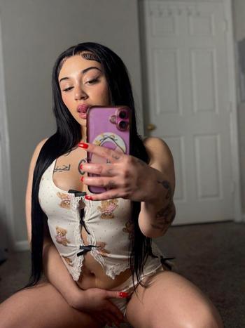 540-592-4076, 21  female escort, Greensboro