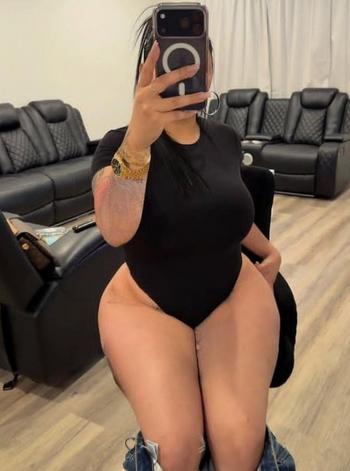 Carolina , 26  female escort, Greensboro