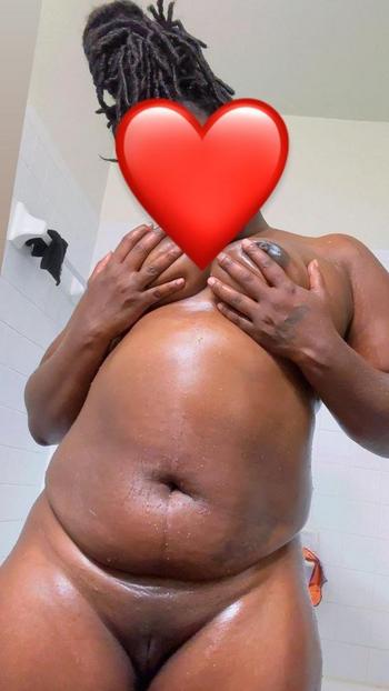 Hershey, 25  female escort, Greensboro