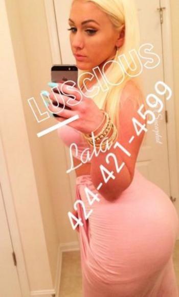 Lala, 21  female escort, Greensboro