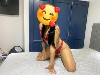 Yessica , 25  female escort, Greensboro